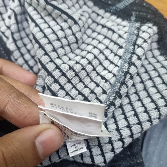 Marmot logo sleeve tshirt unisex size S - Picture 7 of 9